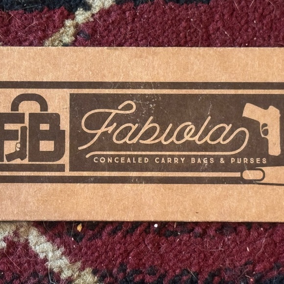 Fabiola Leather Carry Purse - Picture 6 of 7